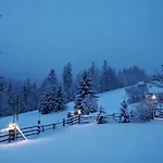 Goralska Chata Bystre Z 1863r Шале Истебна