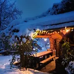 Шале Goralska Chata Bystre Z 1863r