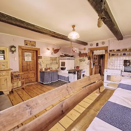 Chalet Góralska Chata Bystre Z 1863r Istebna